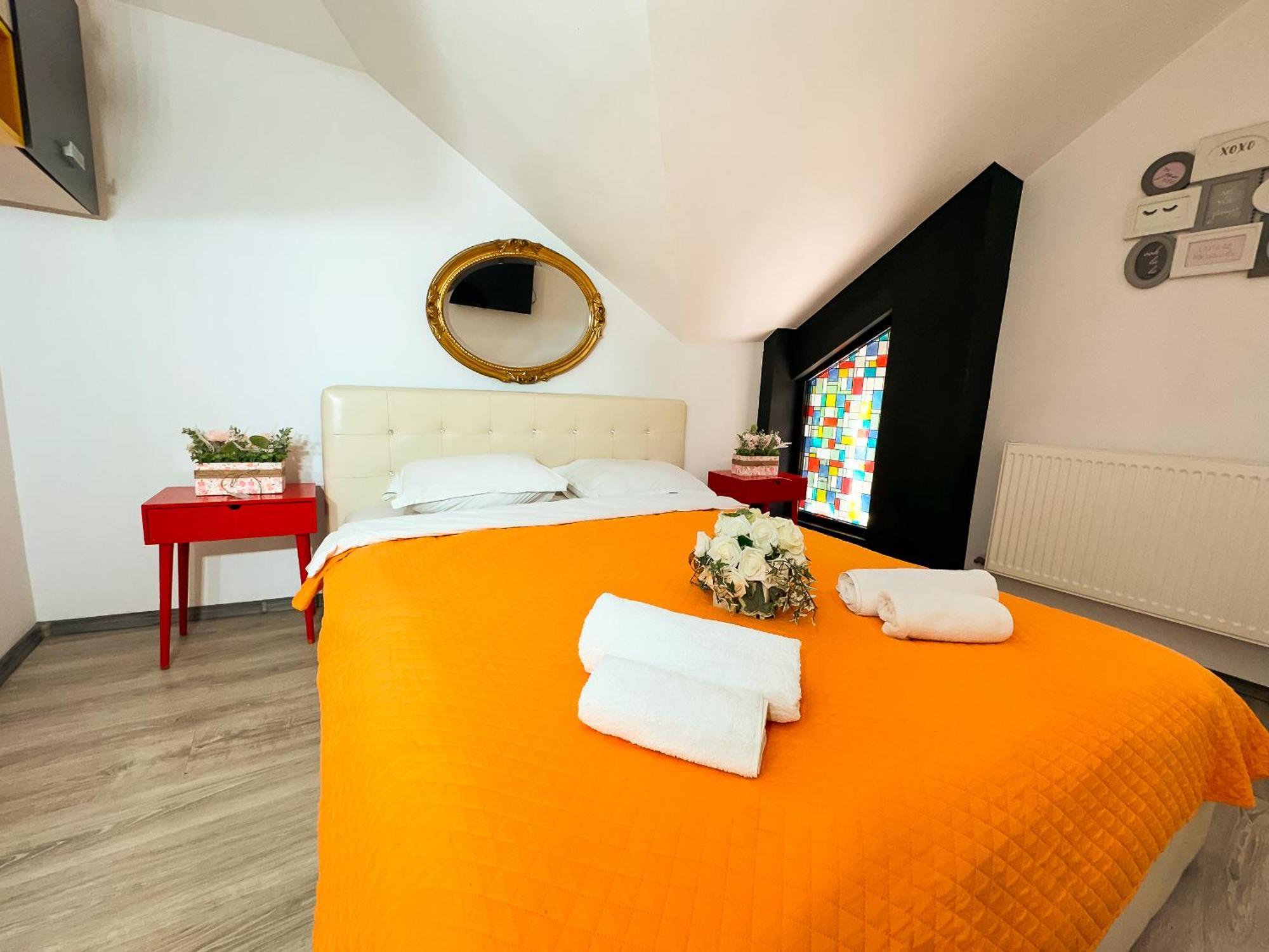 The Vintage - Wonderful Apartment In Best Location Craiova Exterior photo