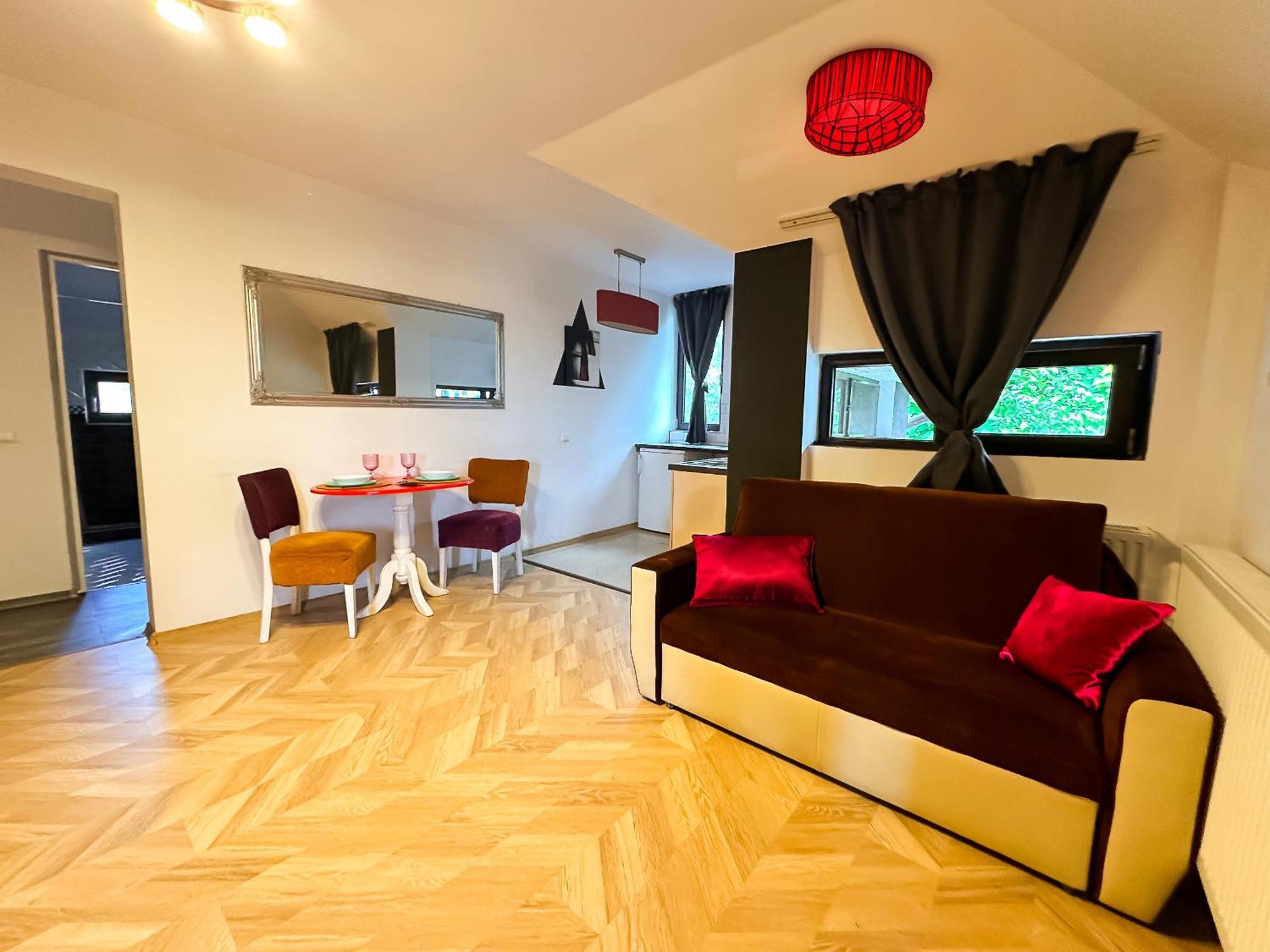 The Vintage - Wonderful Apartment In Best Location Craiova Exterior photo